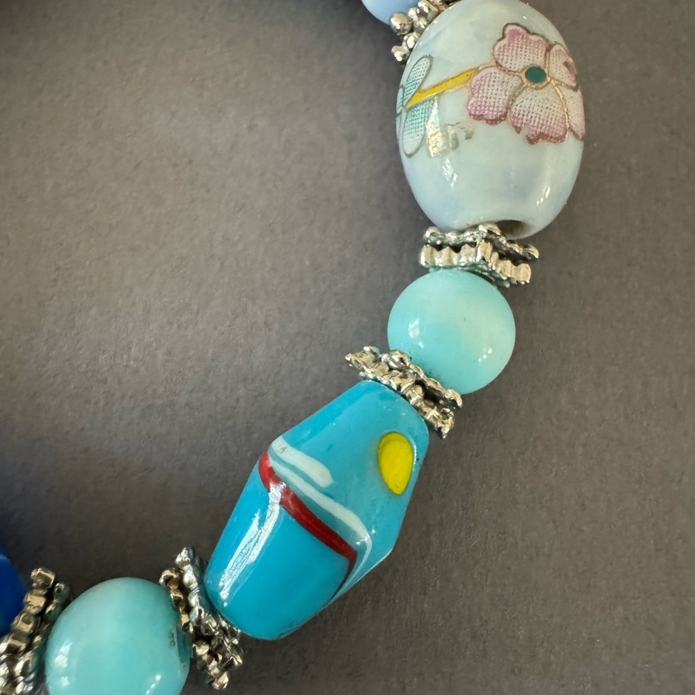 Blue Beaded Bracelet - Picture 2 of 8